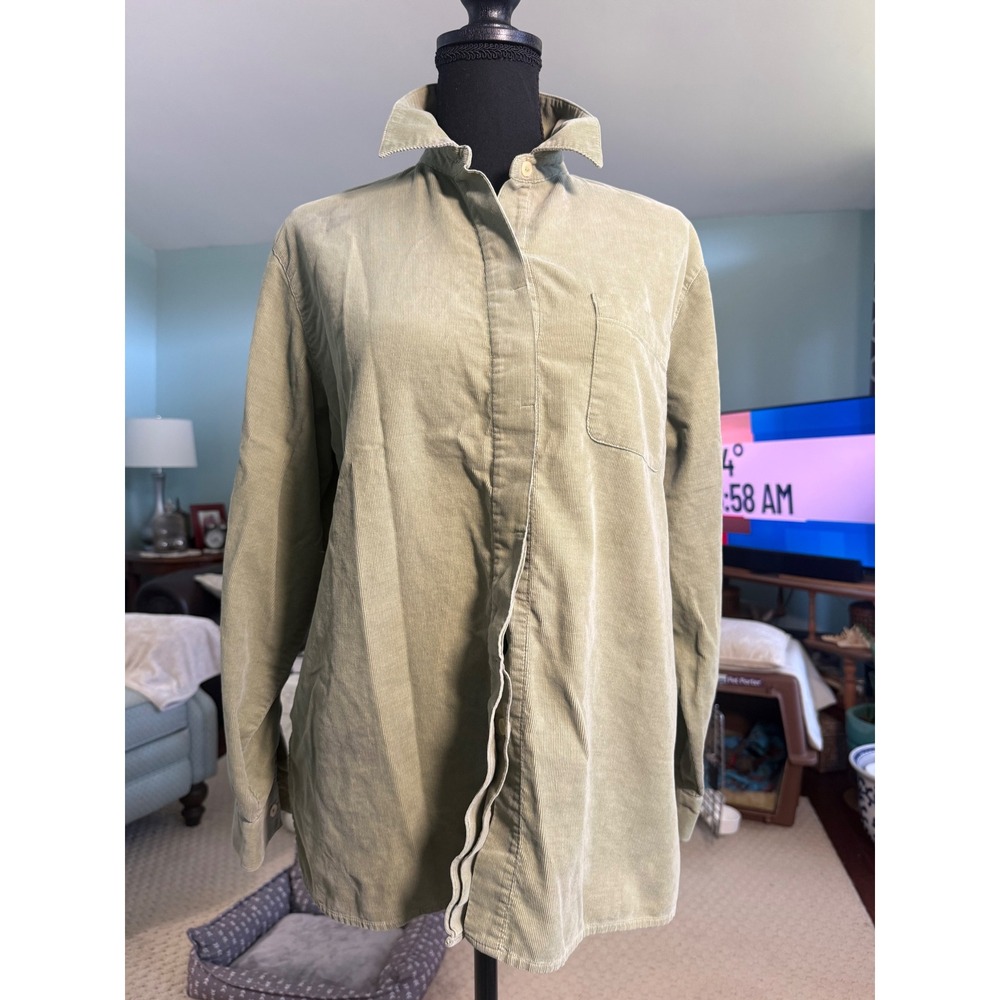 Liz Claiborne Lizsport Petite Corduroy Button Down Shirt Sage Green Olive Small